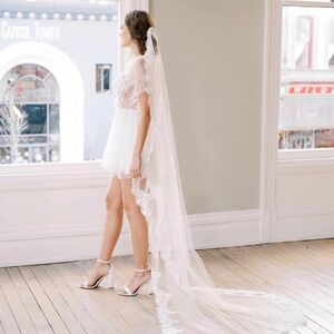 Ivory Lace Trim Chapel Veil